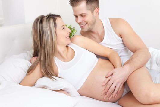 6 неща, които може би не знаете за правенето на секс по време на бременност