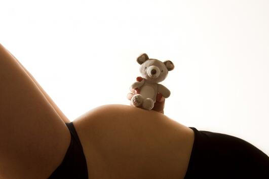 Причини и симптоми на извънматочната бременност