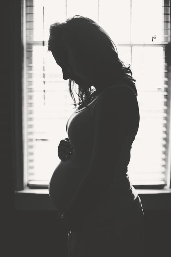 5 неприятни неща, които ще се случат на бебето, ако бъдещата майка е стресирана 