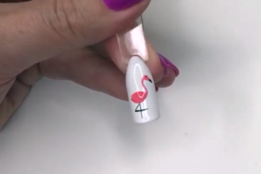 Как да нарисувате фламинго на нокът (ВИДЕО) 