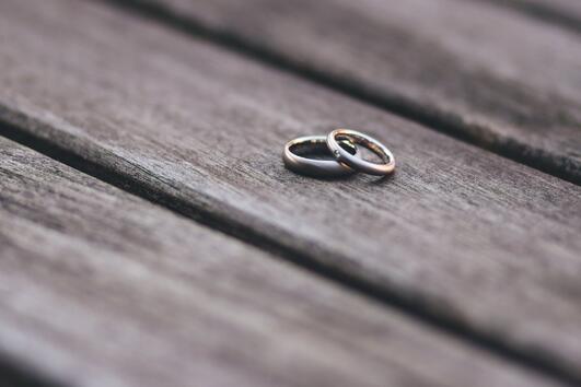 Защо толкова много двойки се развеждат в наши дни и какво можем да направим по въпроса