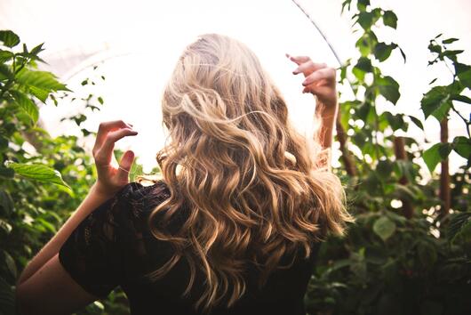 5 начина да използвате арганово масло за по-здрава и блестяща коса 