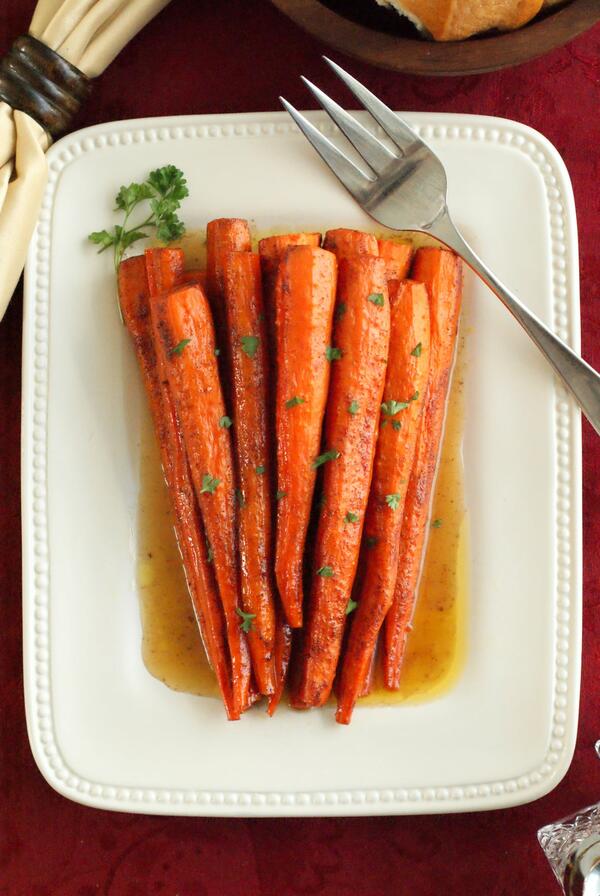 Печени моркови с масло и канела 
