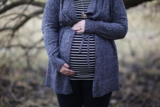 9 навика на бременните жени, които засягат бебето 
