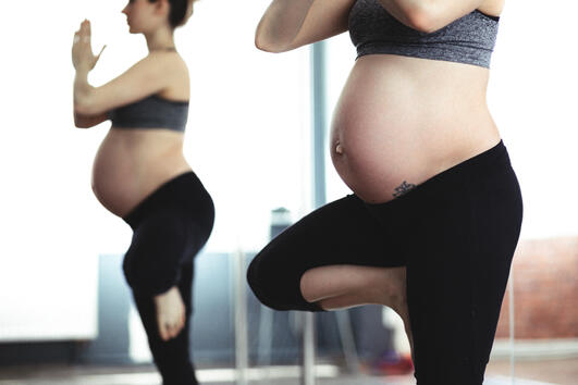 Безопасно ли е да тренирате, докато сте бременна
