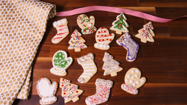 13 дни до Коледа: Как да направите глазура за декорация на коледните сладки 
