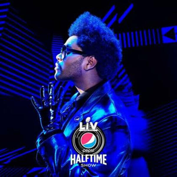 THE WEEKND свали превръзката от лицето си и излезе с армия от танцьори на сцената на Super Bowl halftime show