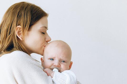 6 техники за успокояване на бебето 