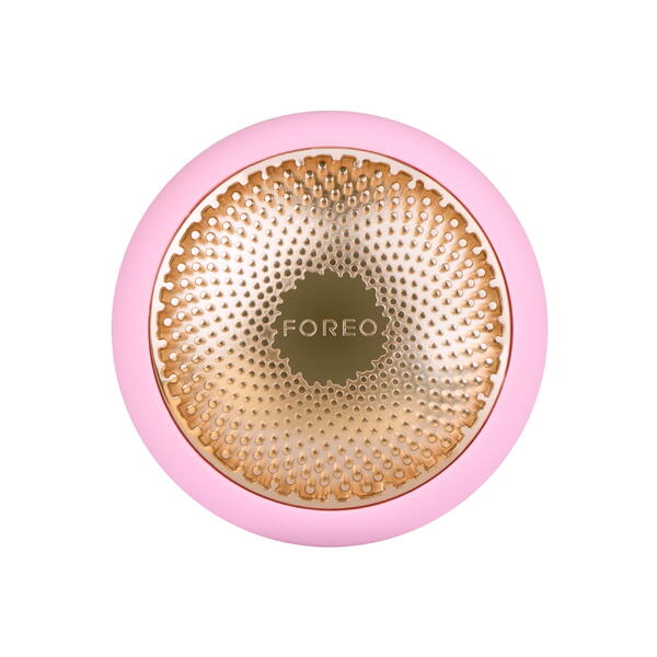 Foreo стартира кампания срещу стереотипите за красота, вдъхновена от Фреди Меркюри