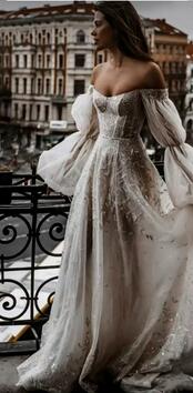 Изящни сватбени рокли, с които всяка дама ще се почувства като принцеса