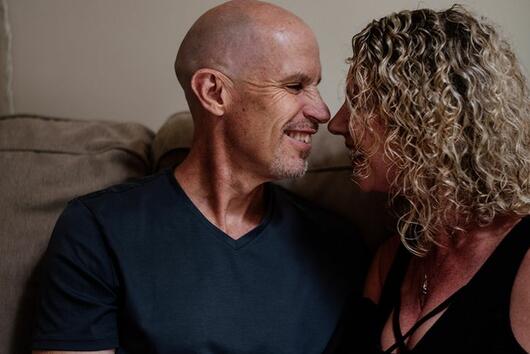 История за истинската любов: Този мъж с Алцхаймер се влюбва в жена си отново и отново 