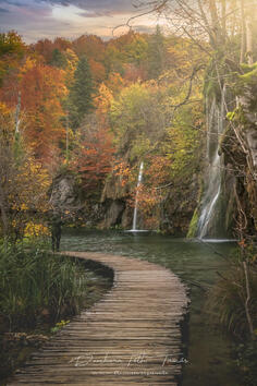 Красотата на водопадите в Хърватска през есента