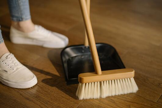 Как да почиствате дома си като професионалист 