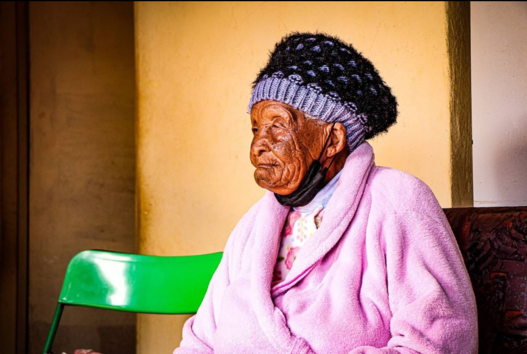 Животът на 128-годишната Йохана Мазибуко