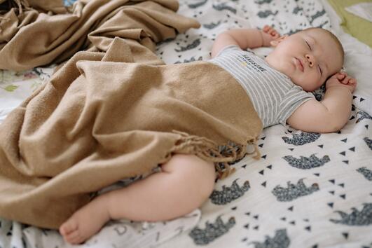 Как да помогнете на бебето да спи по-дълго 