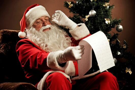 Дядо Коледа с послание: Нека да направим децата по цялата планета щастливи и защитени!
