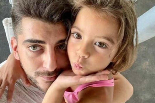 Сашо Кадиев и дъщеря му отседнали в потресаваща мизерия в Анталия