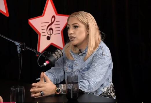 Танци на магистралата: Щурата история на Роксана