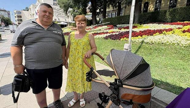 Семейство Дриндолови: 13 години любов и грижа за сираци