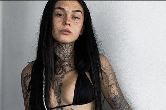Онлифенсърката Tattstoner: „Старата Стефани вече не съществува“