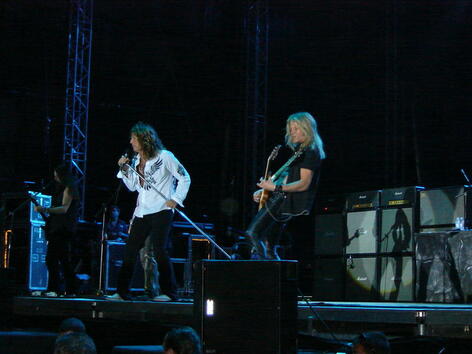 Whitesnake пускат 11-ти студиен албум и тръгват на турне