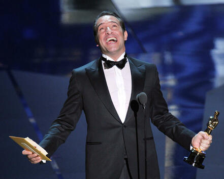 Жан Дюжарден получава своя "Оскар"