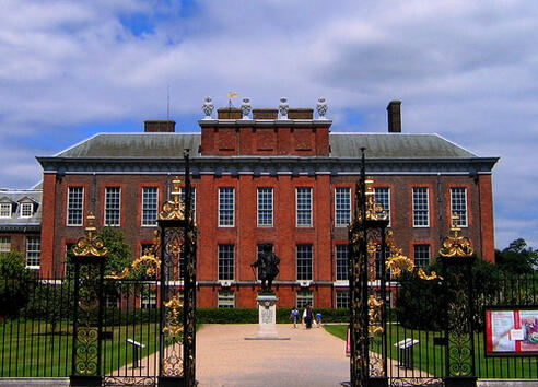 ﻿Дворецът "Кенсингтън" – домът на кралските особи