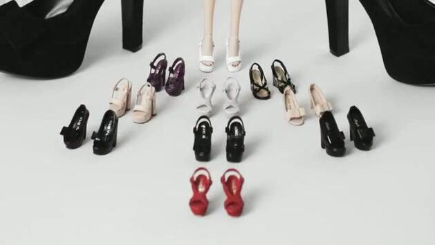 Кукли и обувки от Louis Vuitton