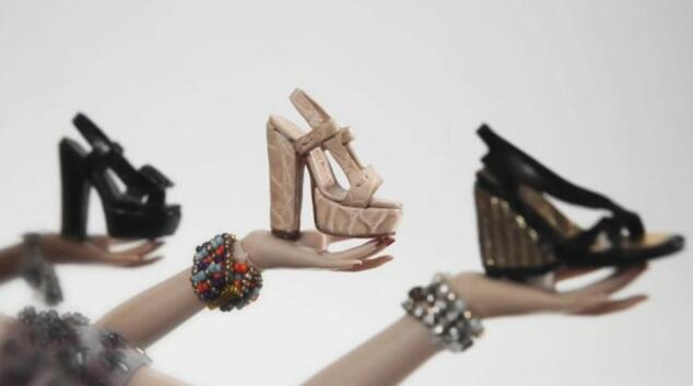Кукли и обувки от Louis Vuitton