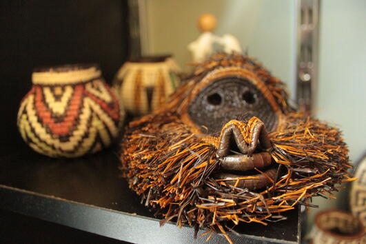 Ръчно правена Ембера (племе) маска на маймуна от района на Дариен Гап, Панама