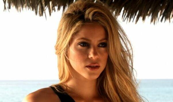 Шакира зарадва феновете с клипа към песента "Sale El Sol"