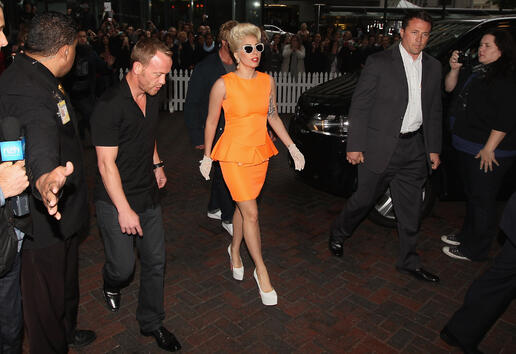 Лейди Гага се събра с бившия