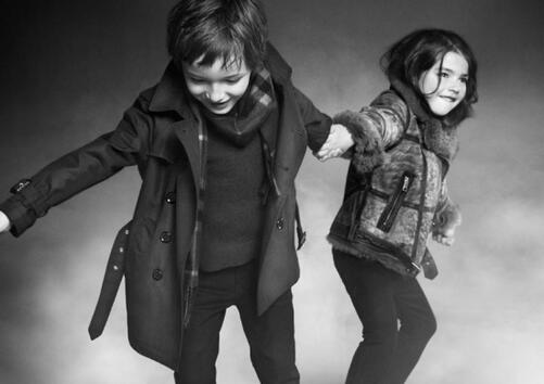 От Burberry с любов за най-малките