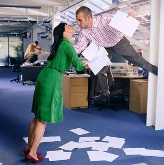 Как да се справим с романса в офиса
