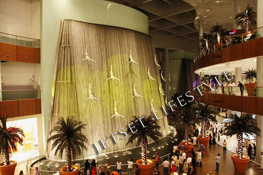 <p>Дубай - Dubai Mall</p>