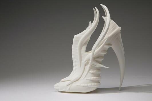 Обувки, вдъхновени от скелета на безгръбначните