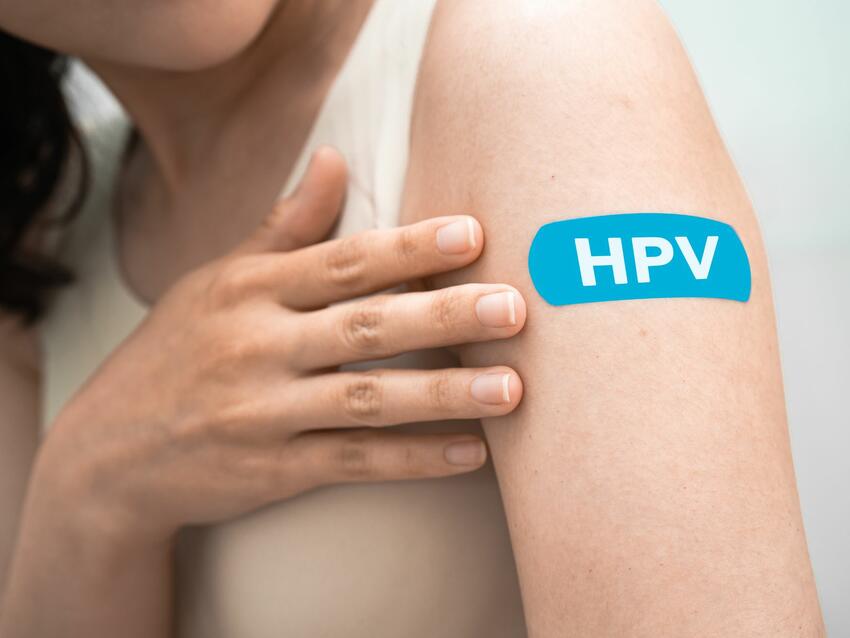 Практически нулев риск: Ново изследване разкрива ефекта на HPV ваксината